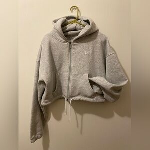 ✨TLF cropped hoodie✨